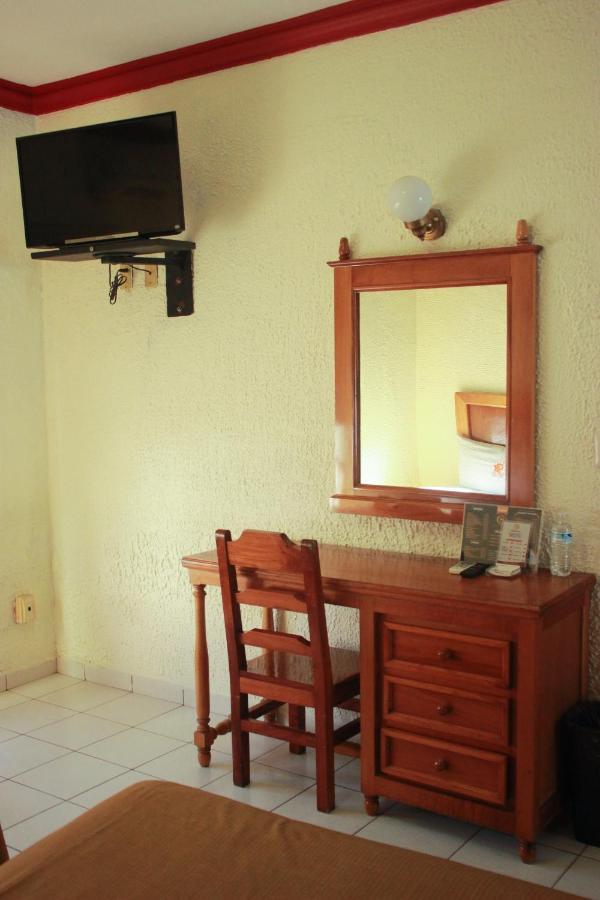 Hotel Pacific Tecomán エクステリア 写真